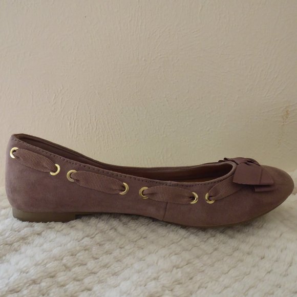 American Eagle Suede Flats - Size 8 - Picture 3 of 4